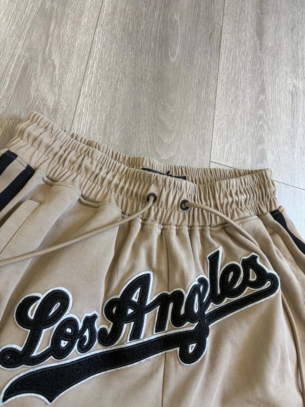 Rare Pro Standard Luxury Athletic Collection LA Dodgers Shorts Beige Size XL **